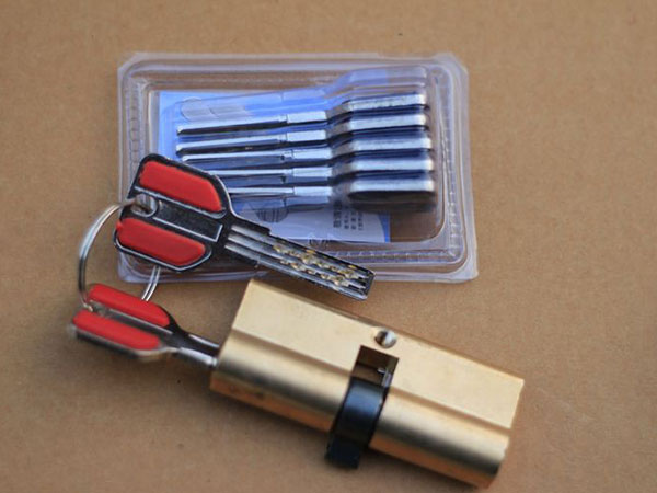 省直辖24小时上门开锁公司